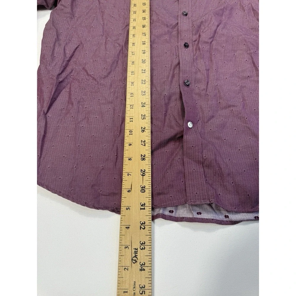 Robert Graham this shirt